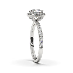 Radiant Reverie-Graceful and captivating, our solitaire rings tell a tale of love in its purest form